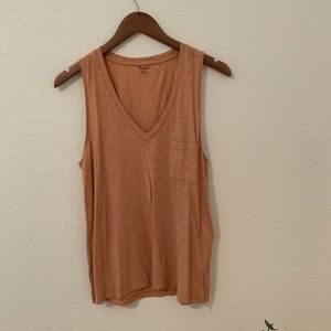 Madewell - Whisper Cotton V-Neck Tank in Salmon